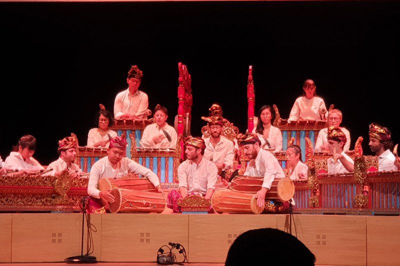 podiumnews.com-Grup Gamelan Bali di Paris Tampilkan "Tribute" untuk Claude Samuel
